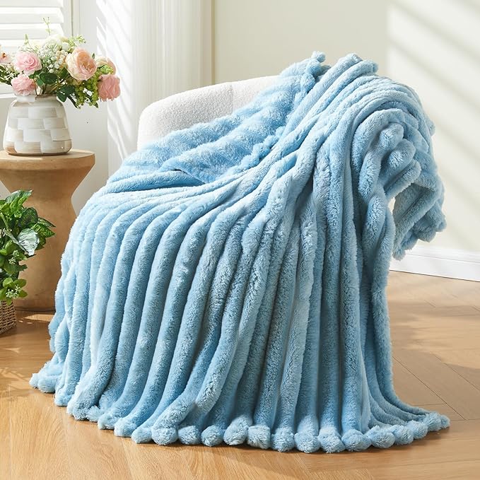 Blankets & Throws