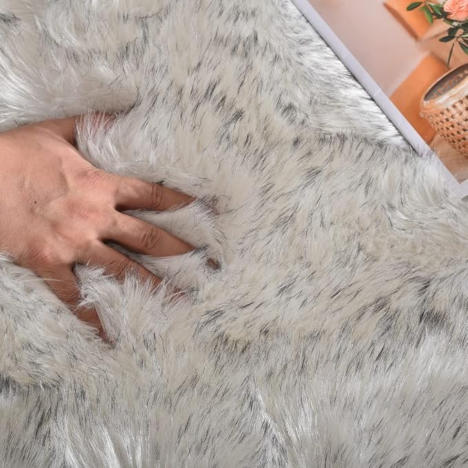 ORINOVA White and Grey Faux Fuzzy Fur Sheepskin Washable Area Rugs - Image 5