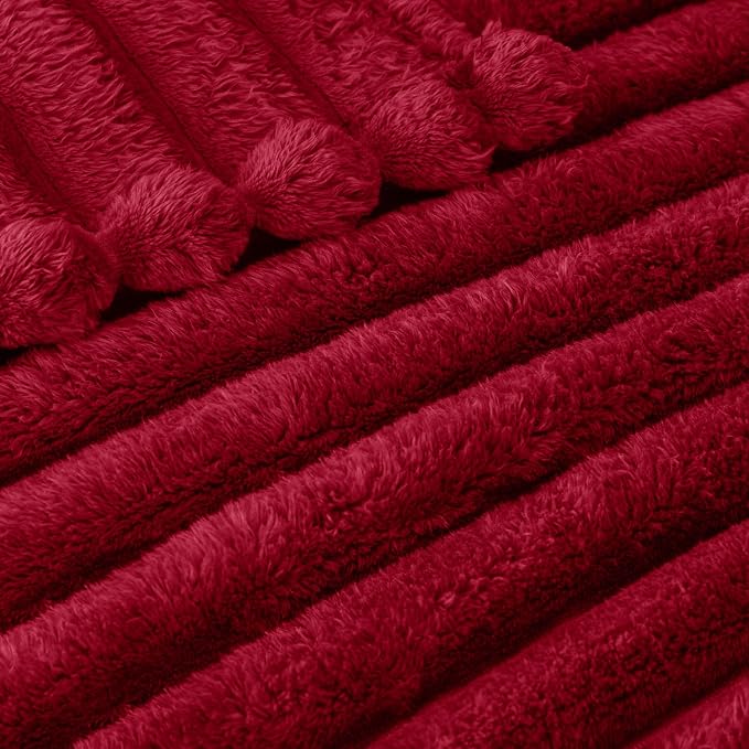 Exclusivo Mezcla Striped Queen Size Fleece Blanket - Image 4
