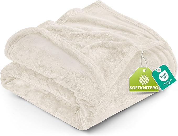Utopia Bedding Ultra Soft Fleece Bed Blanket Twin Size Linen | Microfiber Plush by UTOPIABEDDING
