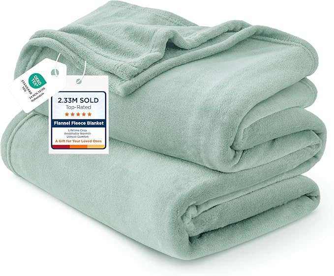 Bedsure GentleSoft Fleece Blanket Twin Size Sage Green by Unknown