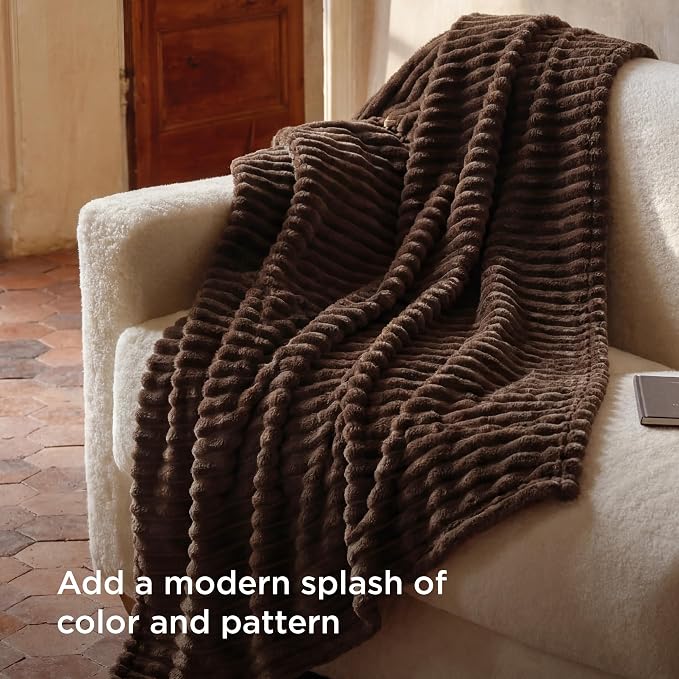 Bedsure Soft Chocolate BrownThrow Blanket - Image 3