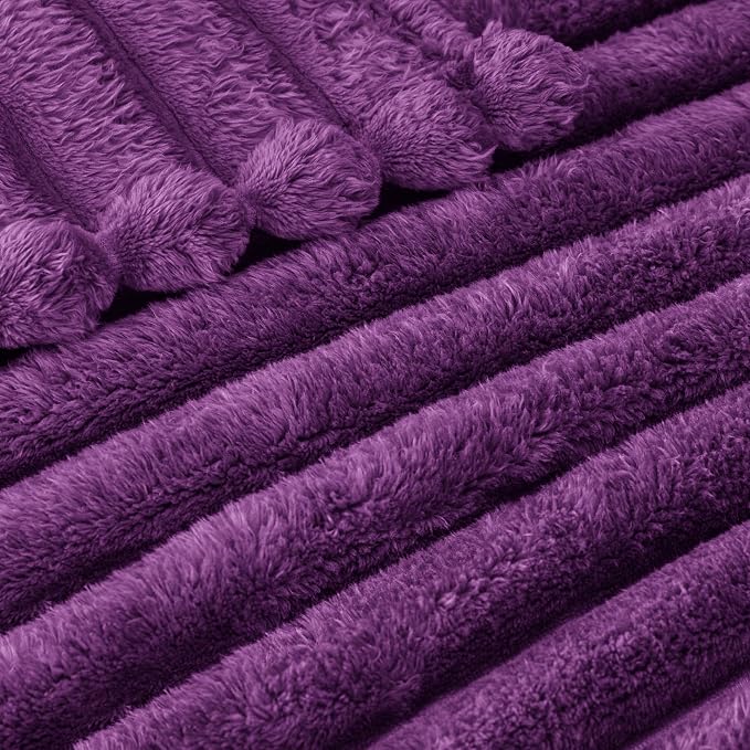 Exclusivo Mezcla Striped King Size Fleece Blanket - Image 4