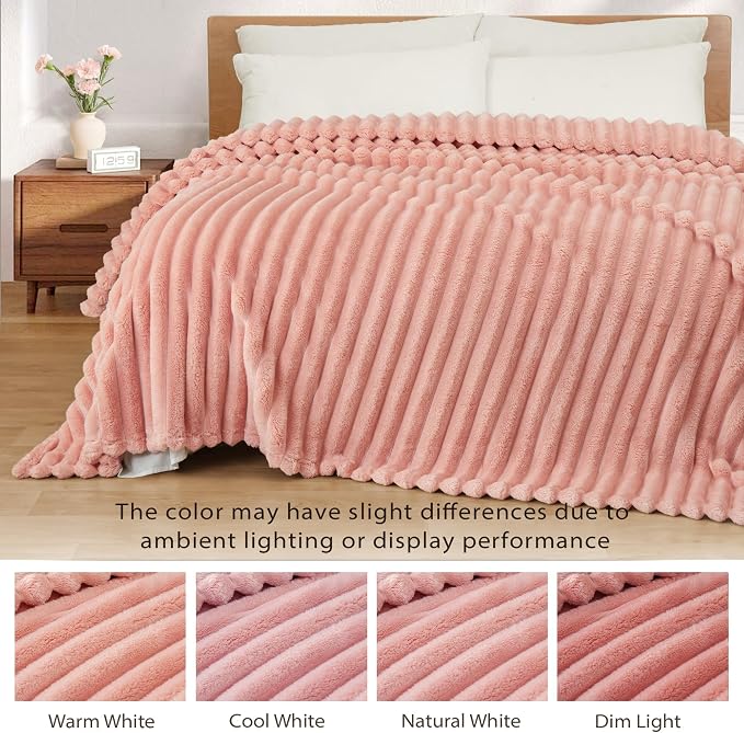Exclusivo Mezcla Striped California King Size Fleece Blanket - Image 3