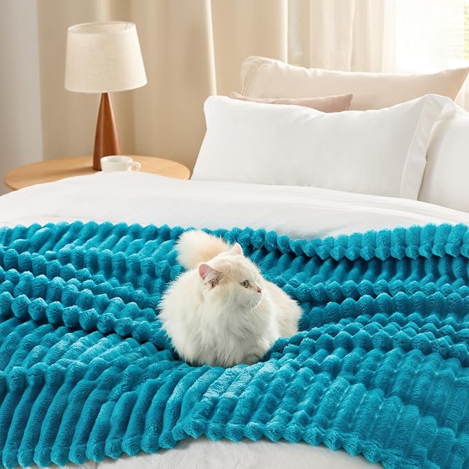 Bedsure Soft Throw Blanket for Couch Decor Gifts Teal 50"x70" | Birthday Gifts - Image 5