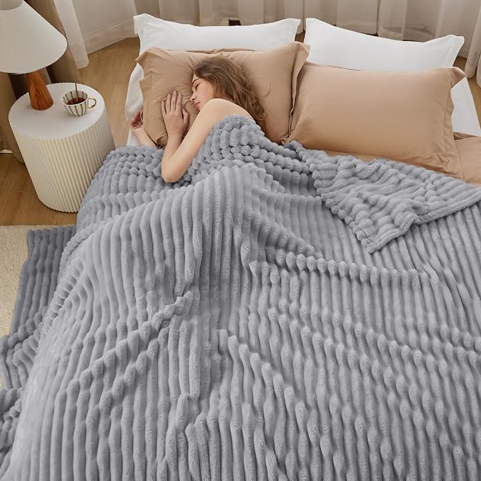 Bedsure Soft Queen Size Blanket - Image 5