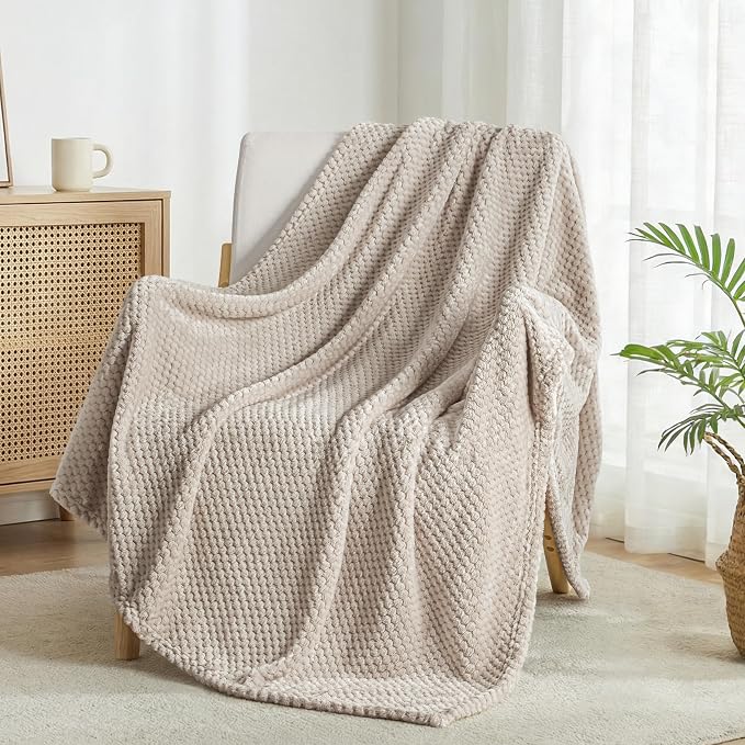 Exclusivo Mezcla Soft Waffle Fleece Bed Blanket Queen Size, Tan | Lightweight - Image 4