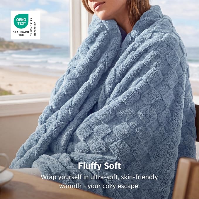 Bedsure GentleSoft Ashley Blue Twin XL Blanket - Image 2
